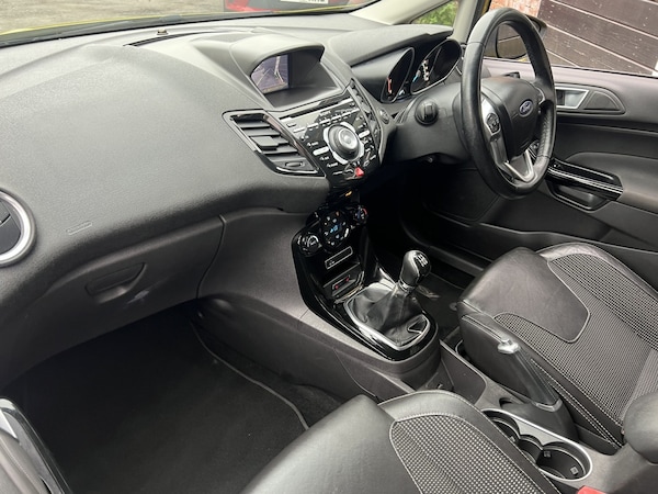 Used Ford Fiesta 2014 for sale - 76273313: Photo 11