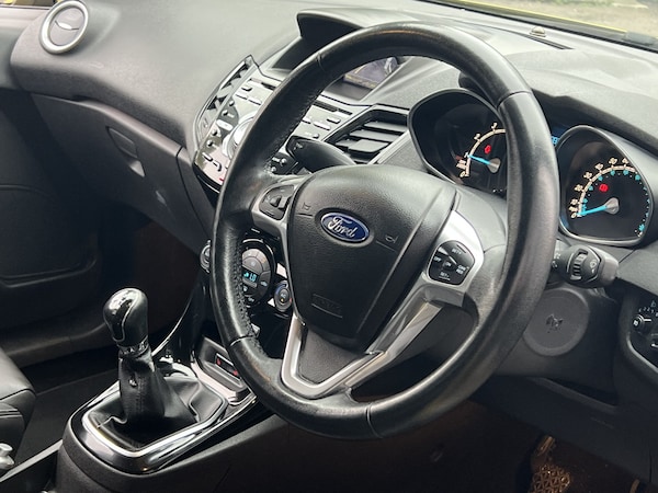Used Ford Fiesta 2014 for sale - 76273313: Photo 9