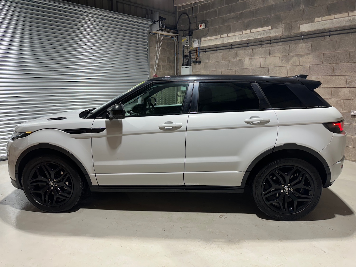 Used Land Rover Range Rover Evoque 2016 for sale - 77208794: Photo 9