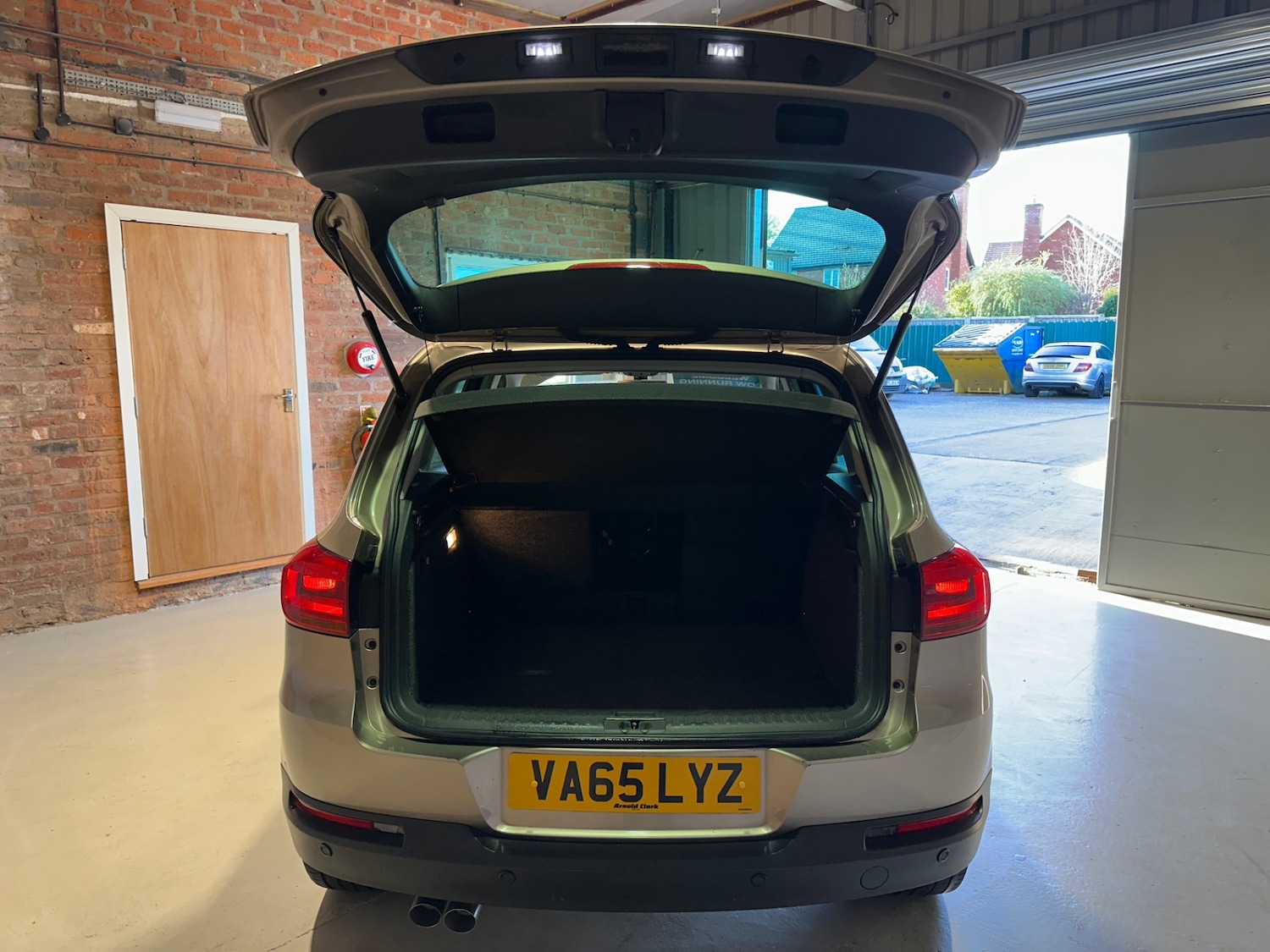 Used Volkswagen Tiguan 2016 for sale - 76626045: Photo 17