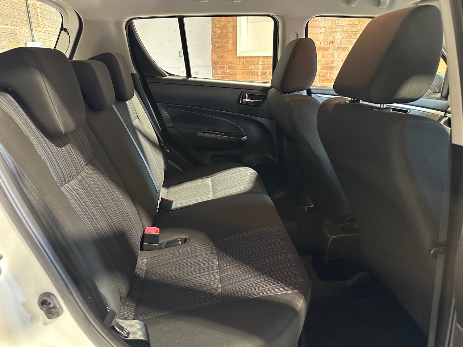 Used Suzuki Swift 2015 for sale - 76146811: Photo 13
