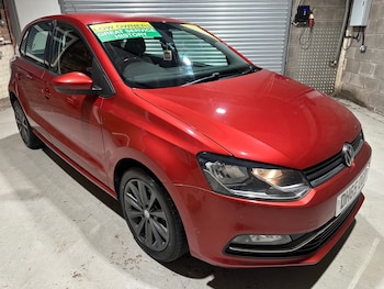 Used Volkswagen Polo 2016 for sale - 79140030: Photo