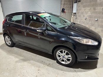Used Ford Fiesta 2015 for sale - 79368774: Photo