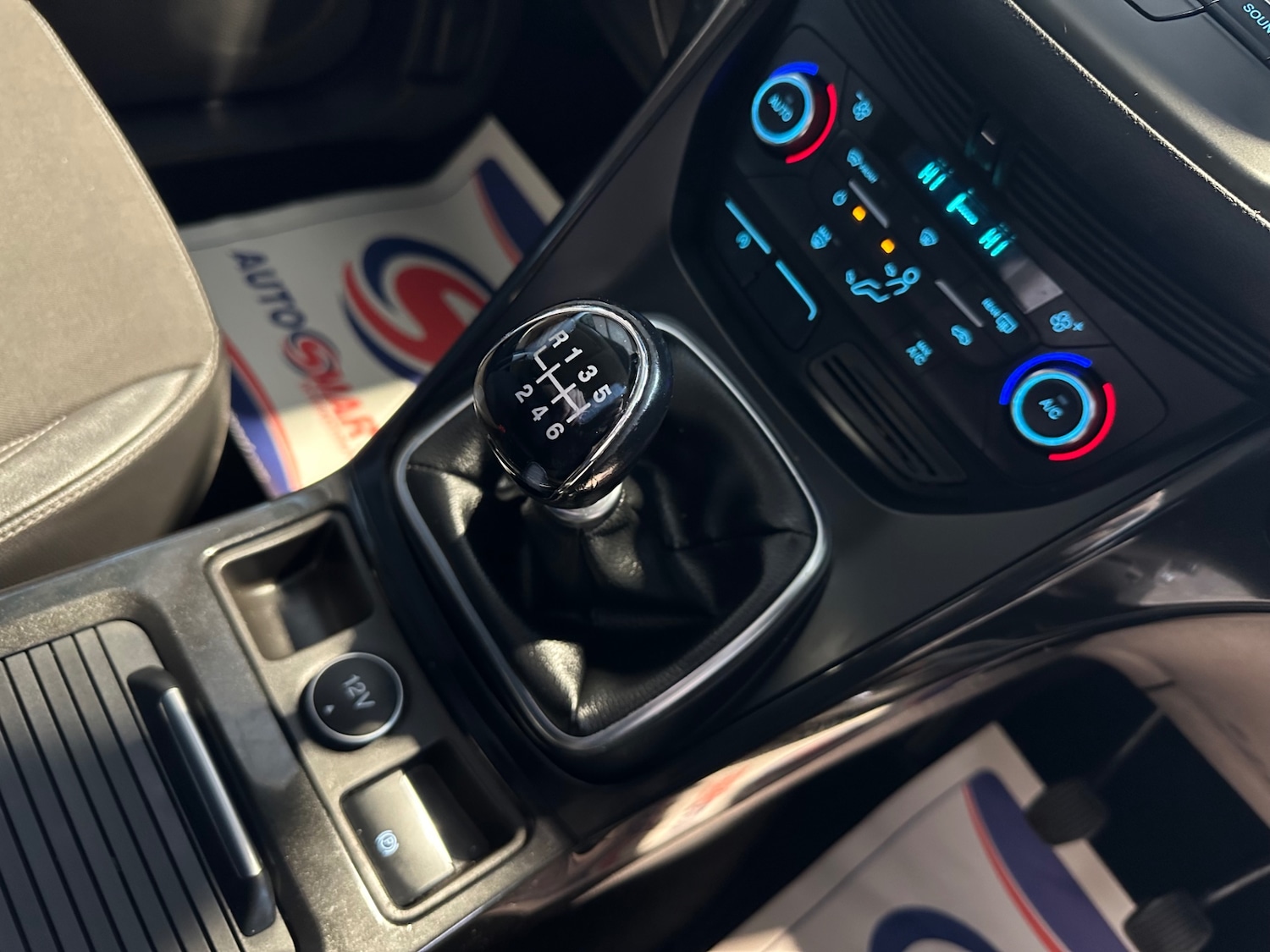 Used Ford Kuga 2018 for sale - 76979938: Photo 32