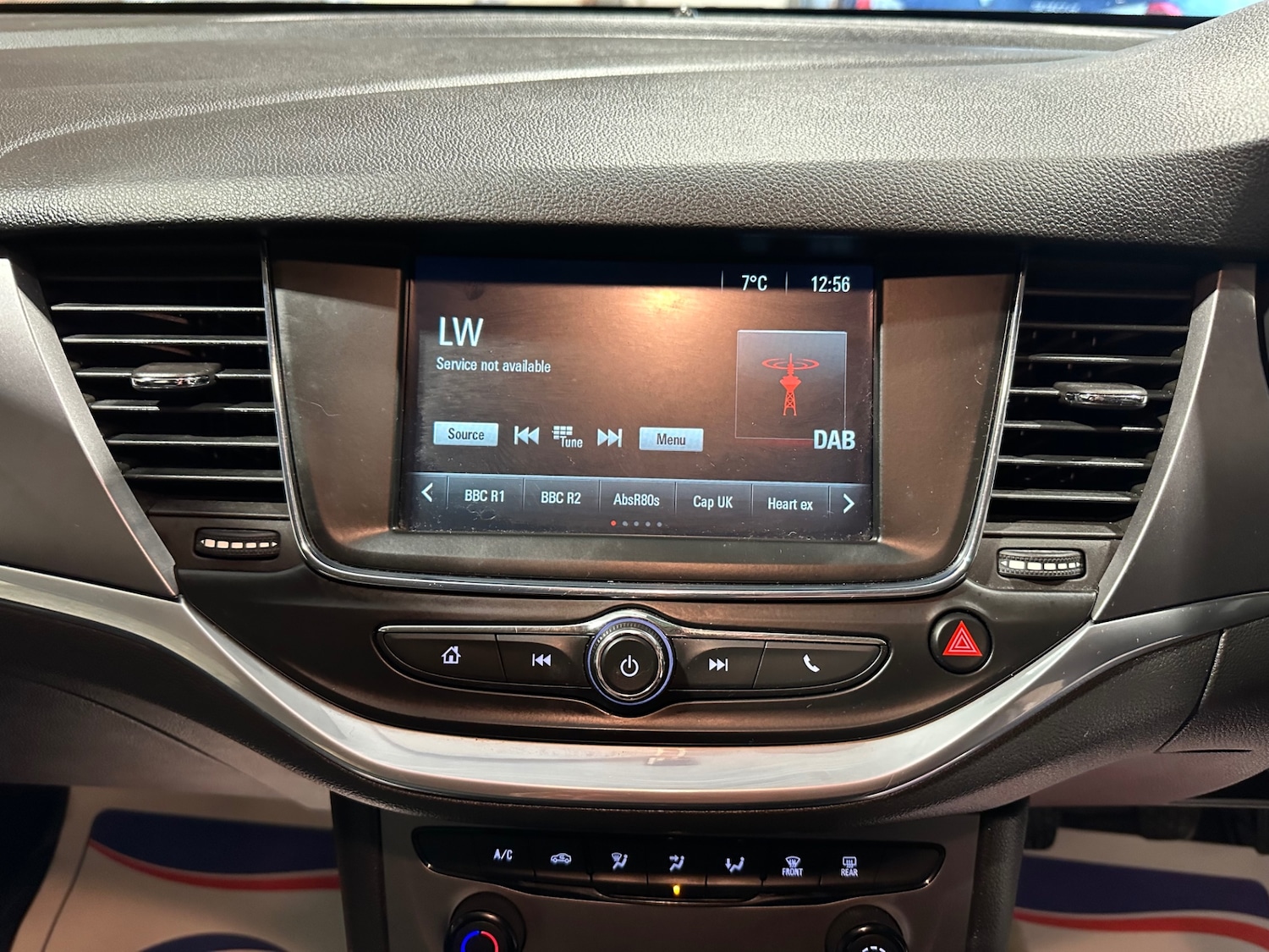 Used Vauxhall Astra 2016 for sale - 77298003: Photo 23