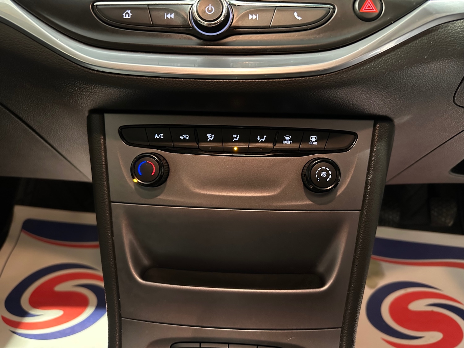 Used Vauxhall Astra 2016 for sale - 77298003: Photo 25