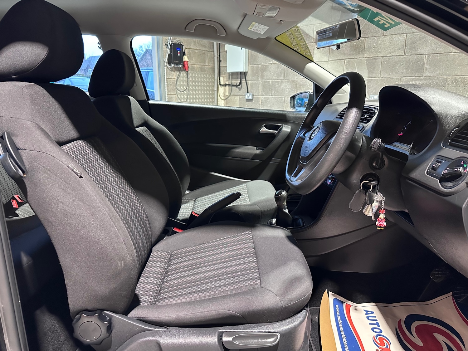 Used Volkswagen Polo 2015 for sale - 77530353: Photo 14