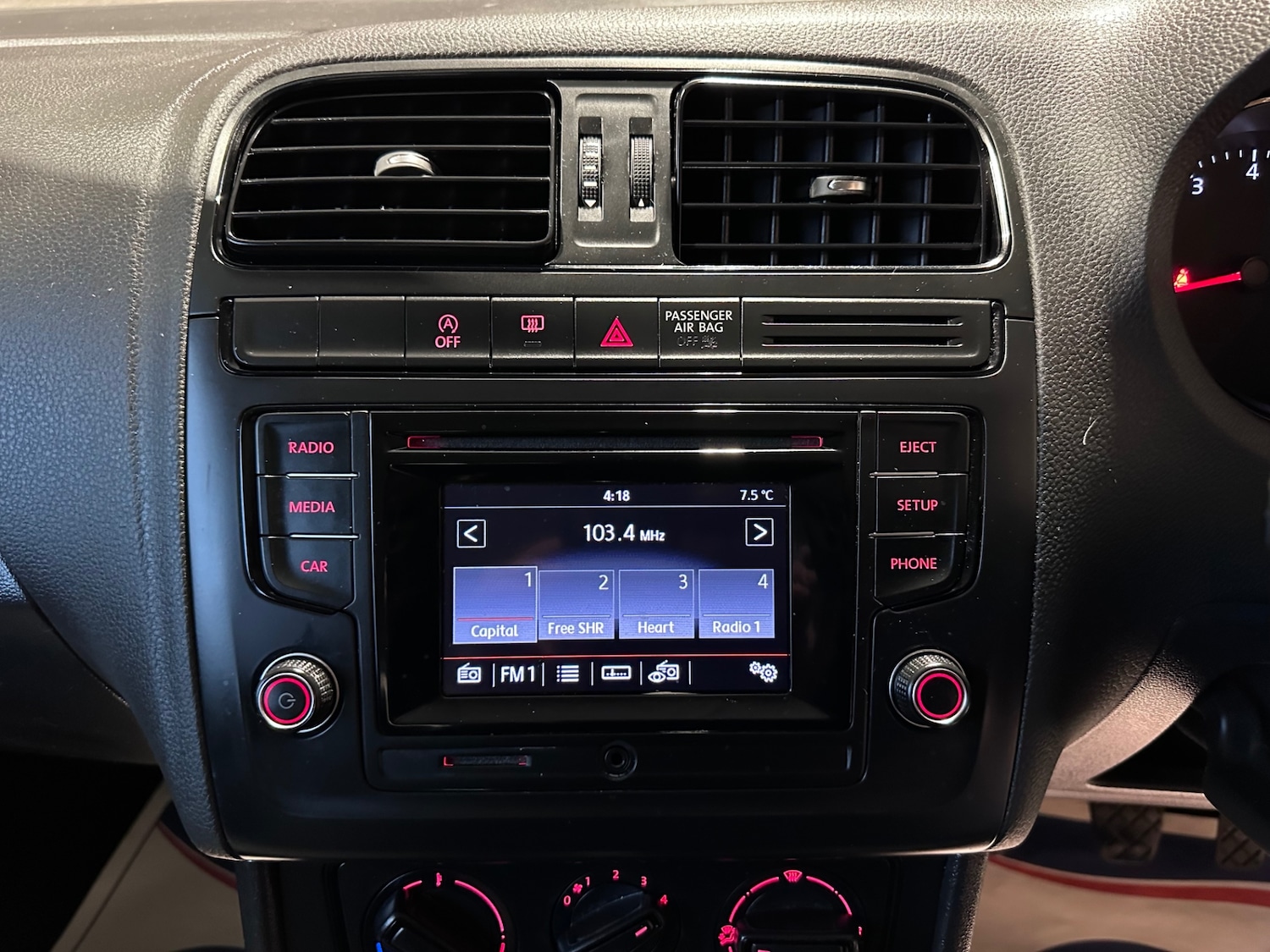 Used Volkswagen Polo 2015 for sale - 77530353: Photo 20