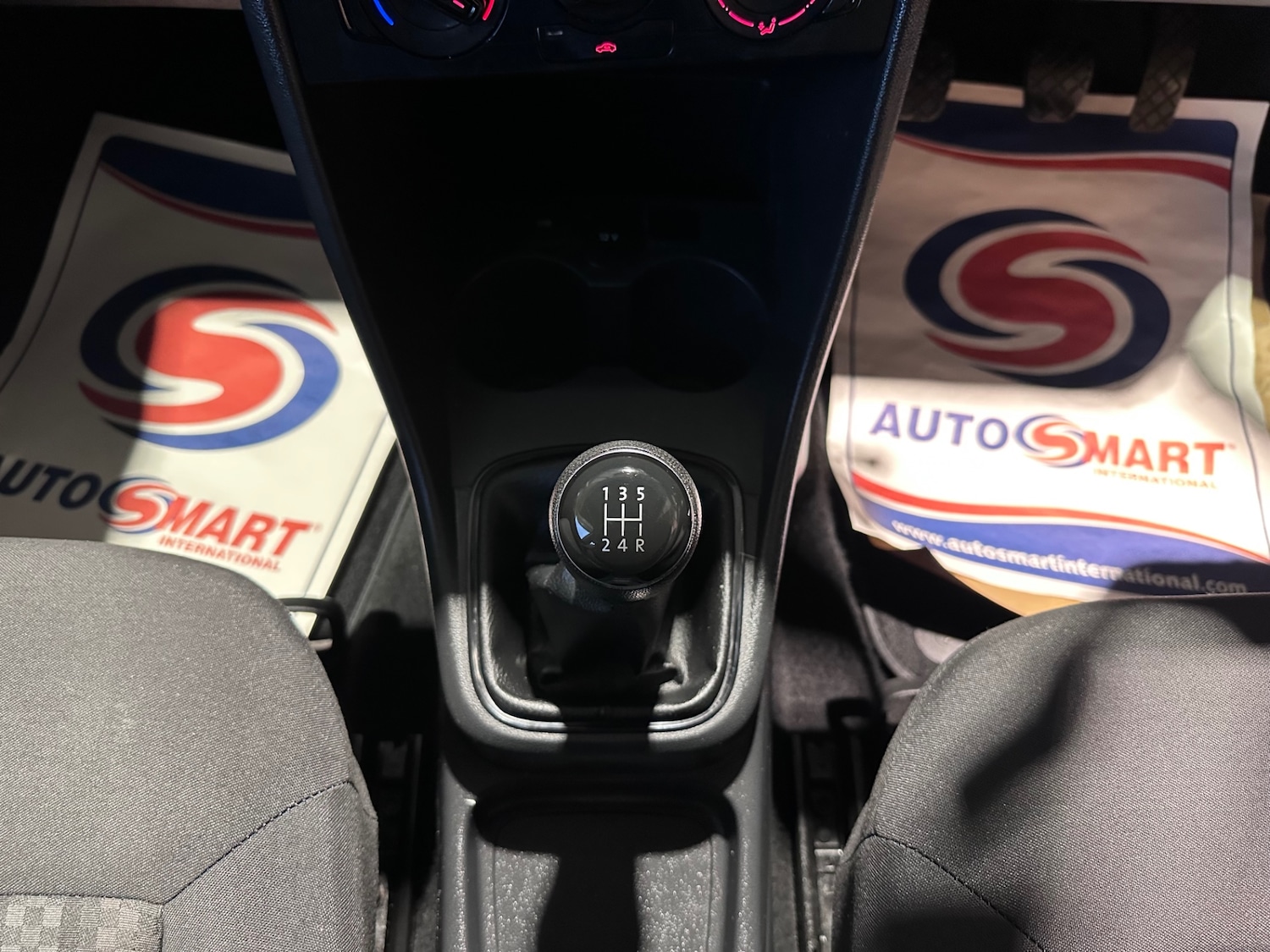 Used Volkswagen Polo 2015 for sale - 77530353: Photo 27