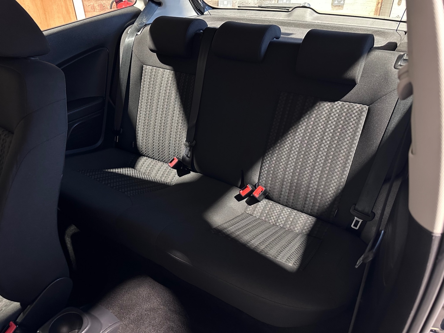 Used Volkswagen Polo 2015 for sale - 77530353: Photo 32