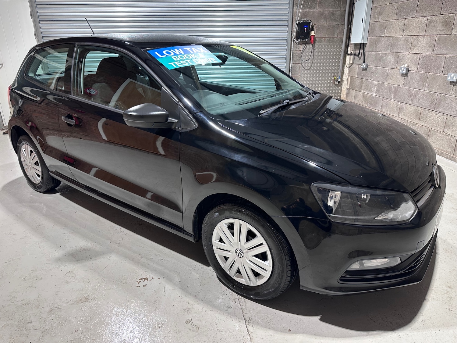 Used Volkswagen Polo 2015 for sale - 77530353: Photo 4