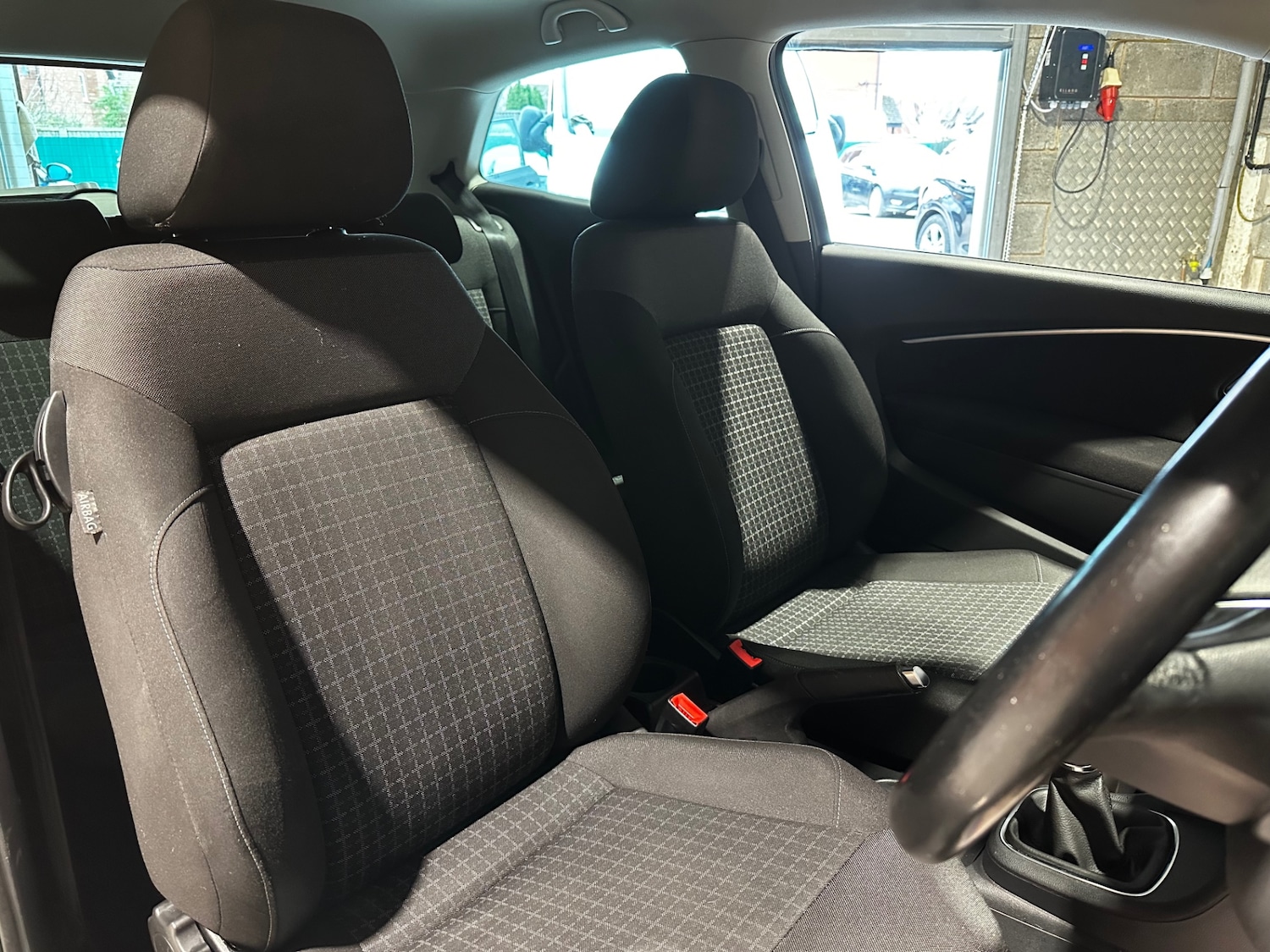 Used Volkswagen Polo 2016 for sale - 77529772: Photo 15