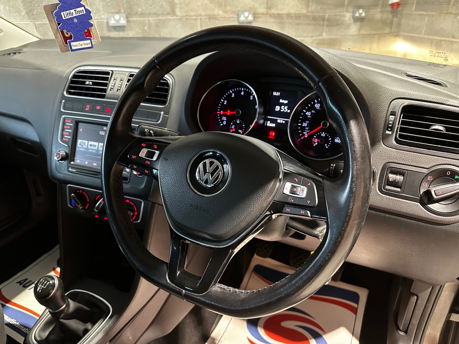Used Volkswagen Polo 2016 for sale - 77529772: Photo 18