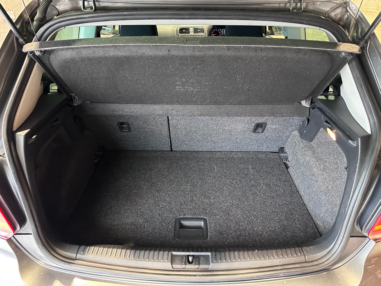 Used Volkswagen Polo 2016 for sale - 77529772: Photo 35