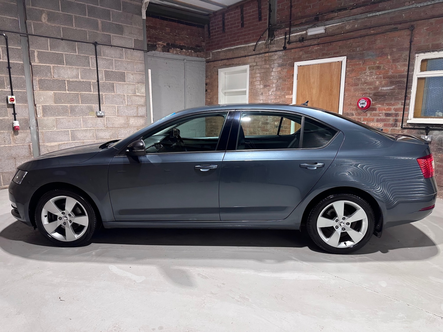 Used Skoda Octavia 2020 for sale - 77901525: Photo 11