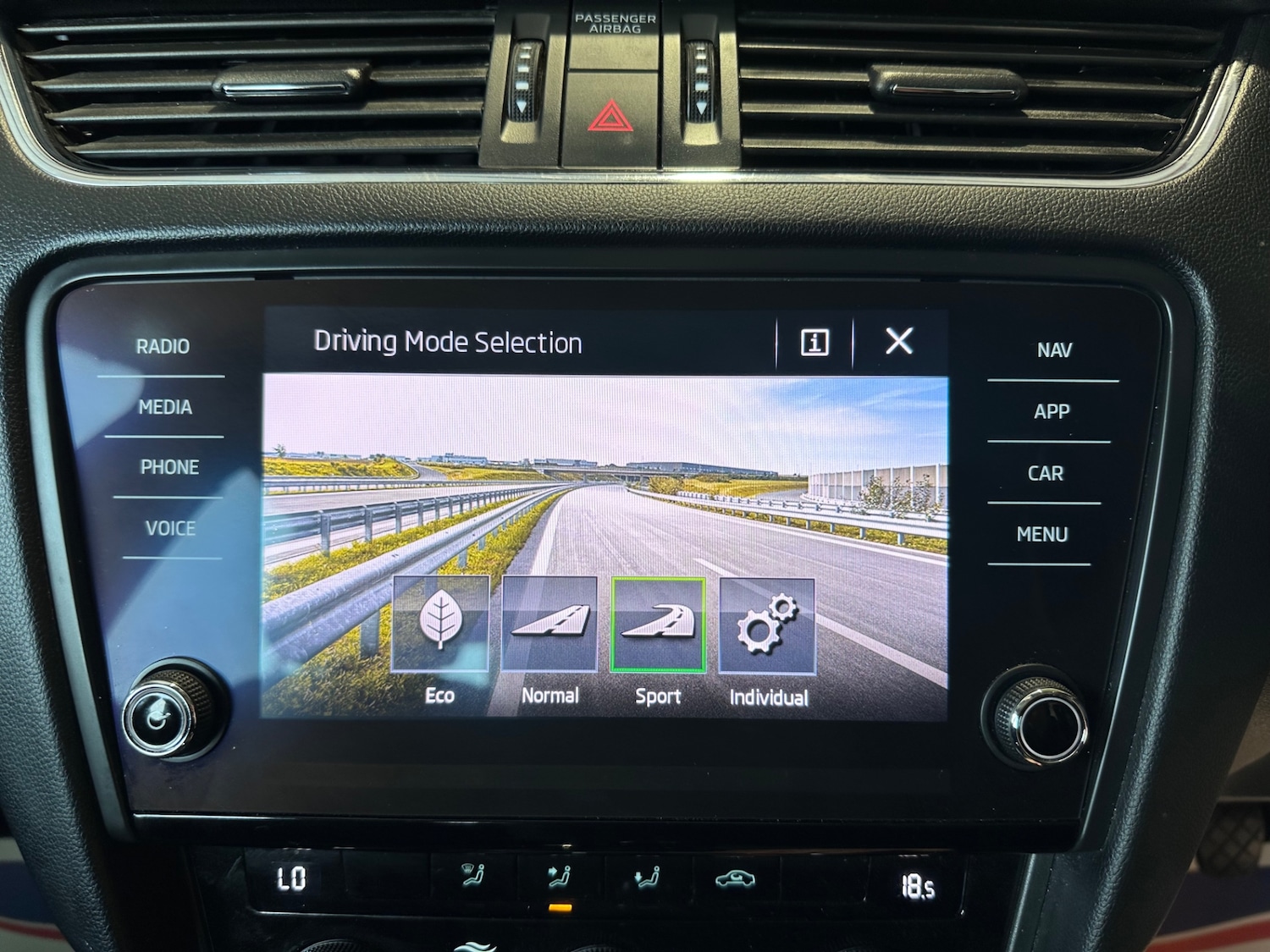 Used Skoda Octavia 2020 for sale - 77901525: Photo 32