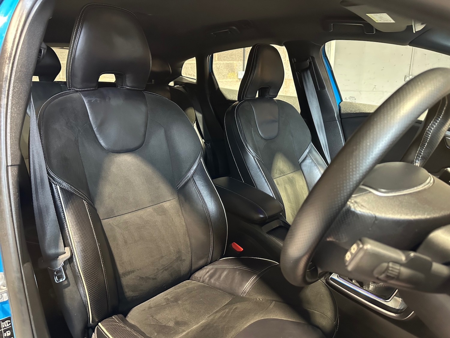 Used Volvo V40 2015 for sale - 76478097: Photo 10