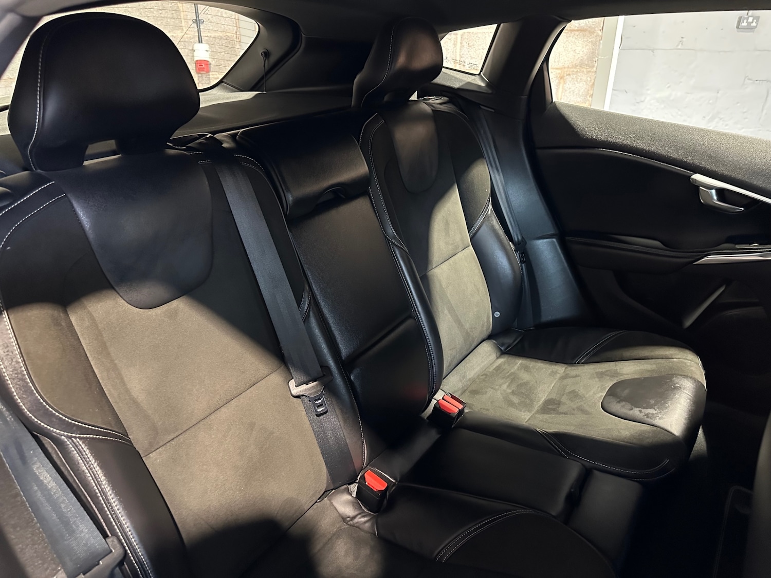 Used Volvo V40 2015 for sale - 76478097: Photo 13