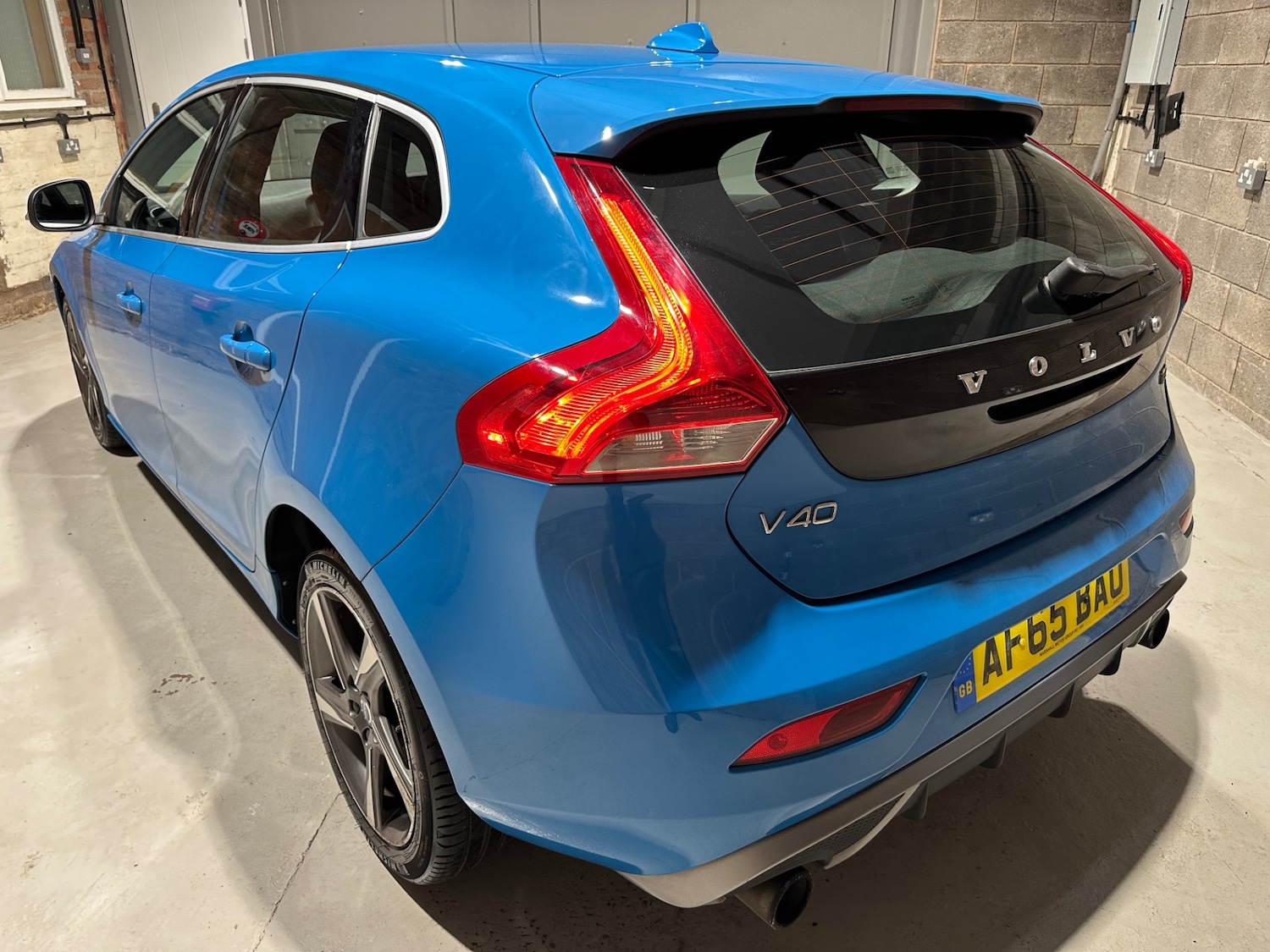 Used Volvo V40 2015 for sale - 76478097: Photo 7