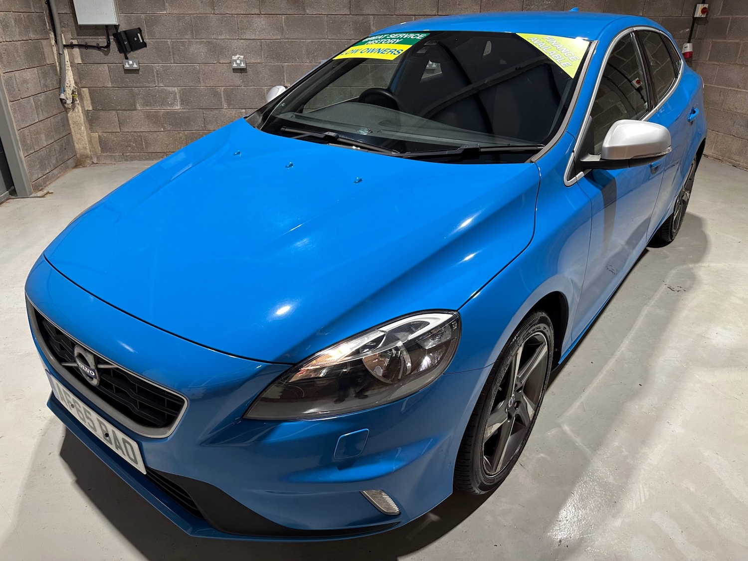 Used Volvo V40 2015 for sale - 76478097: Photo 9