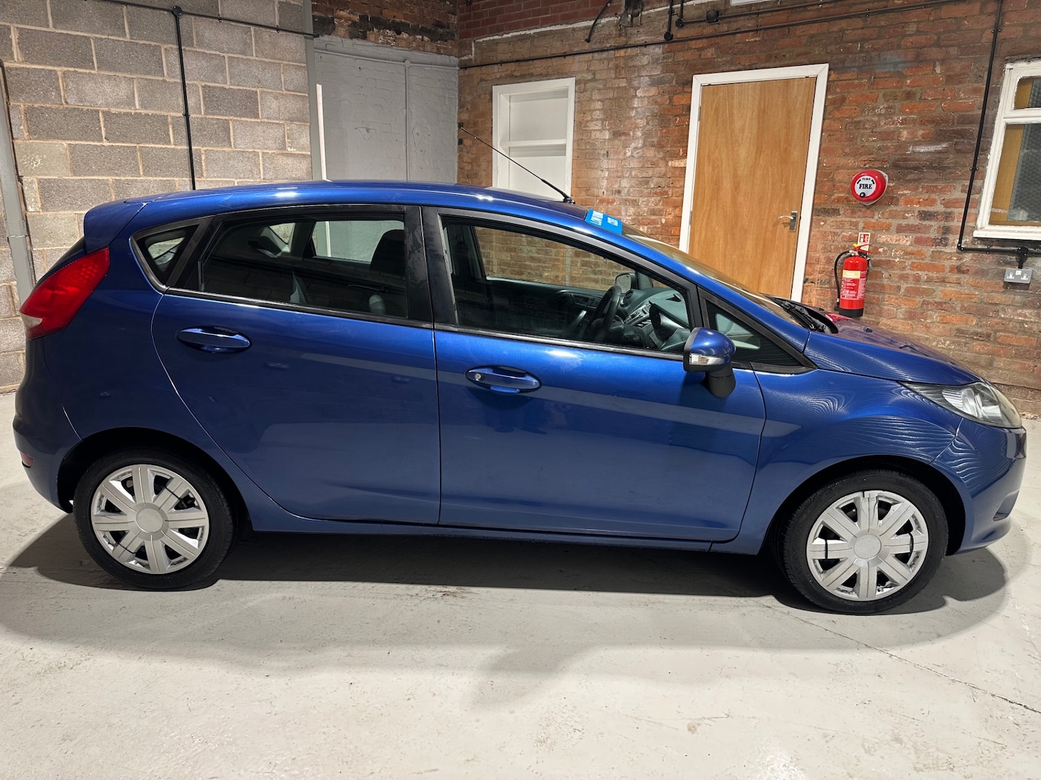 Used Ford Fiesta 2010 for sale - 76544978: Photo 4