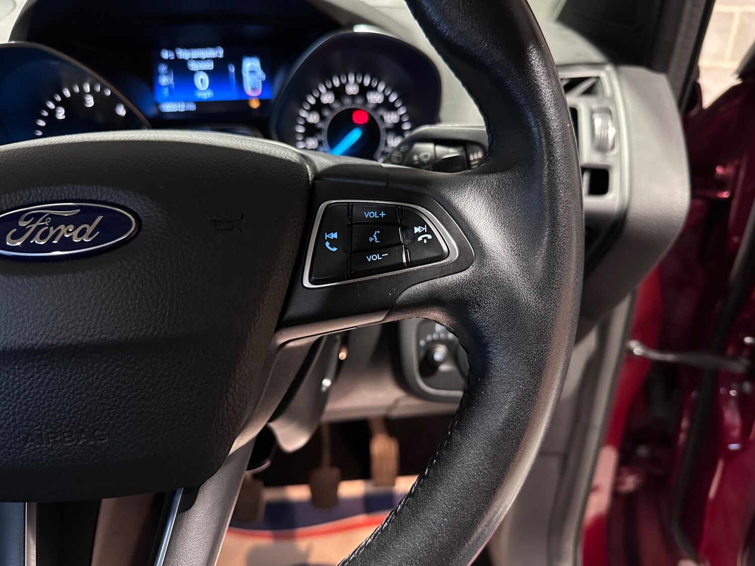 Used Ford Kuga 2017 for sale - 77592441: Photo 24