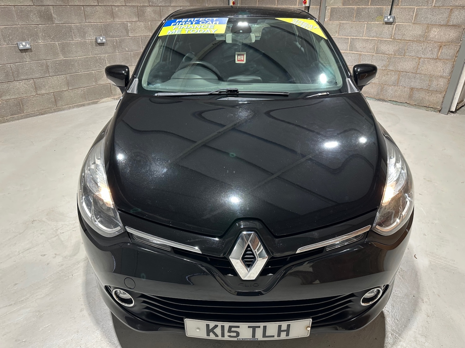 Used Renault Clio 2015 for sale - 76341466: Photo 2