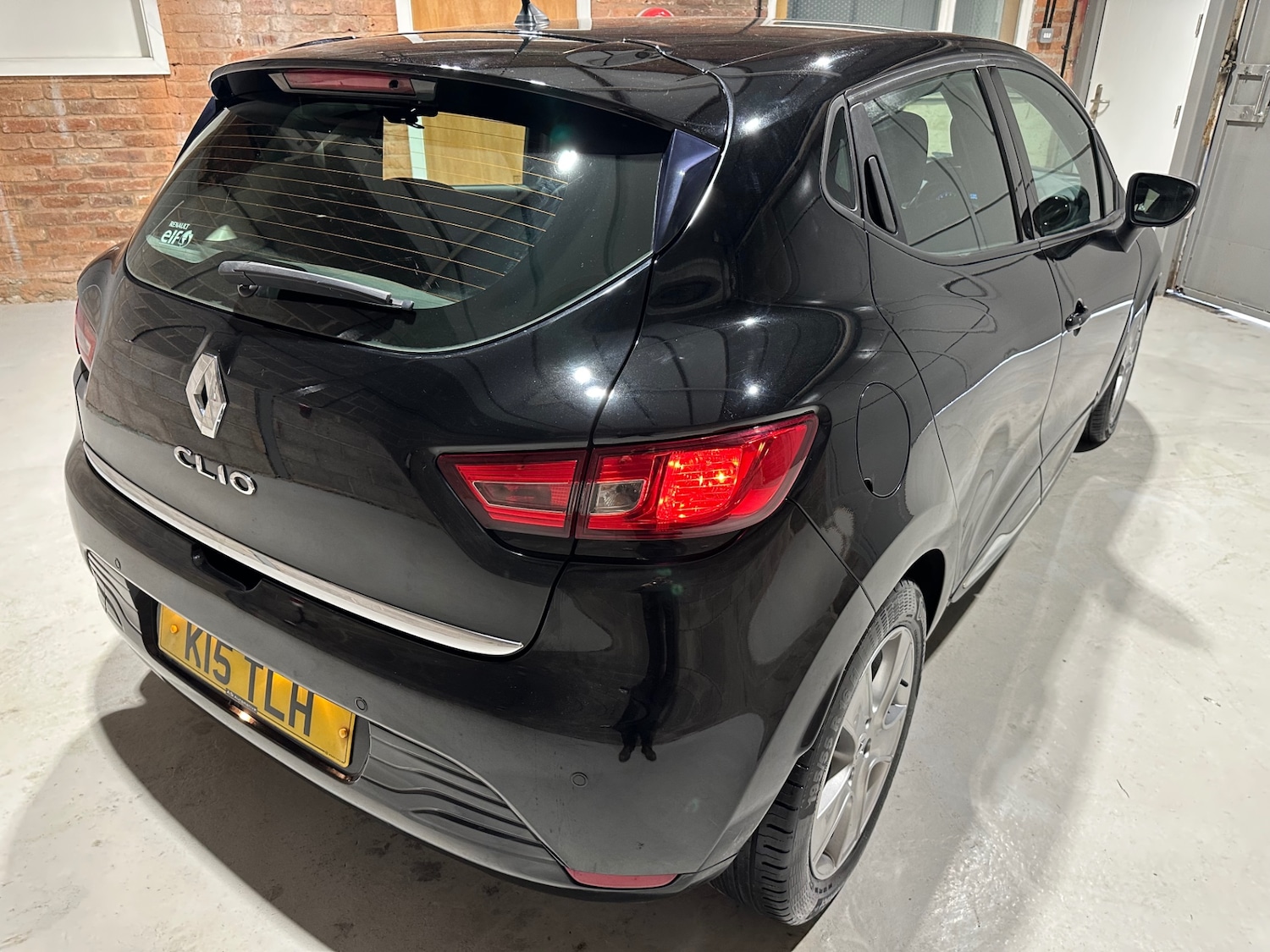 Used Renault Clio 2015 for sale - 76341466: Photo 5