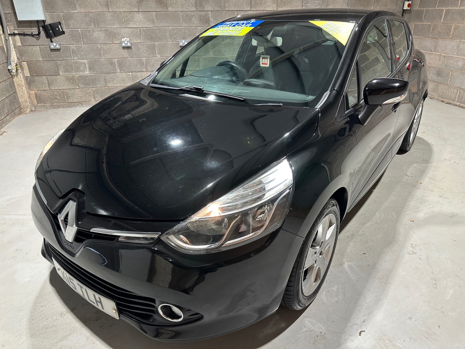 Used Renault Clio 2015 for sale - 76341466: Photo 9