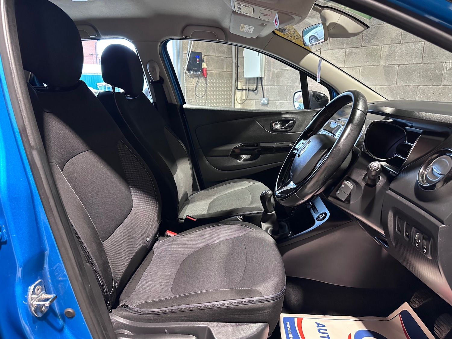 Used Renault Captur 2015 for sale - 77801819: Photo 13