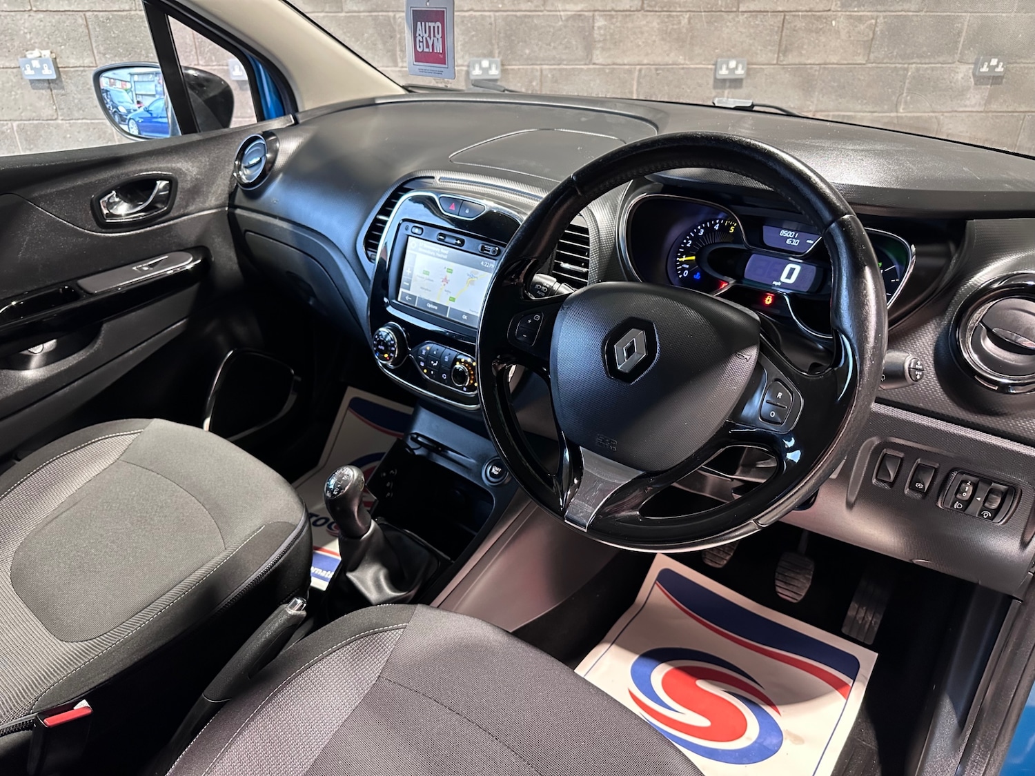 Used Renault Captur 2015 for sale - 77801819: Photo 14