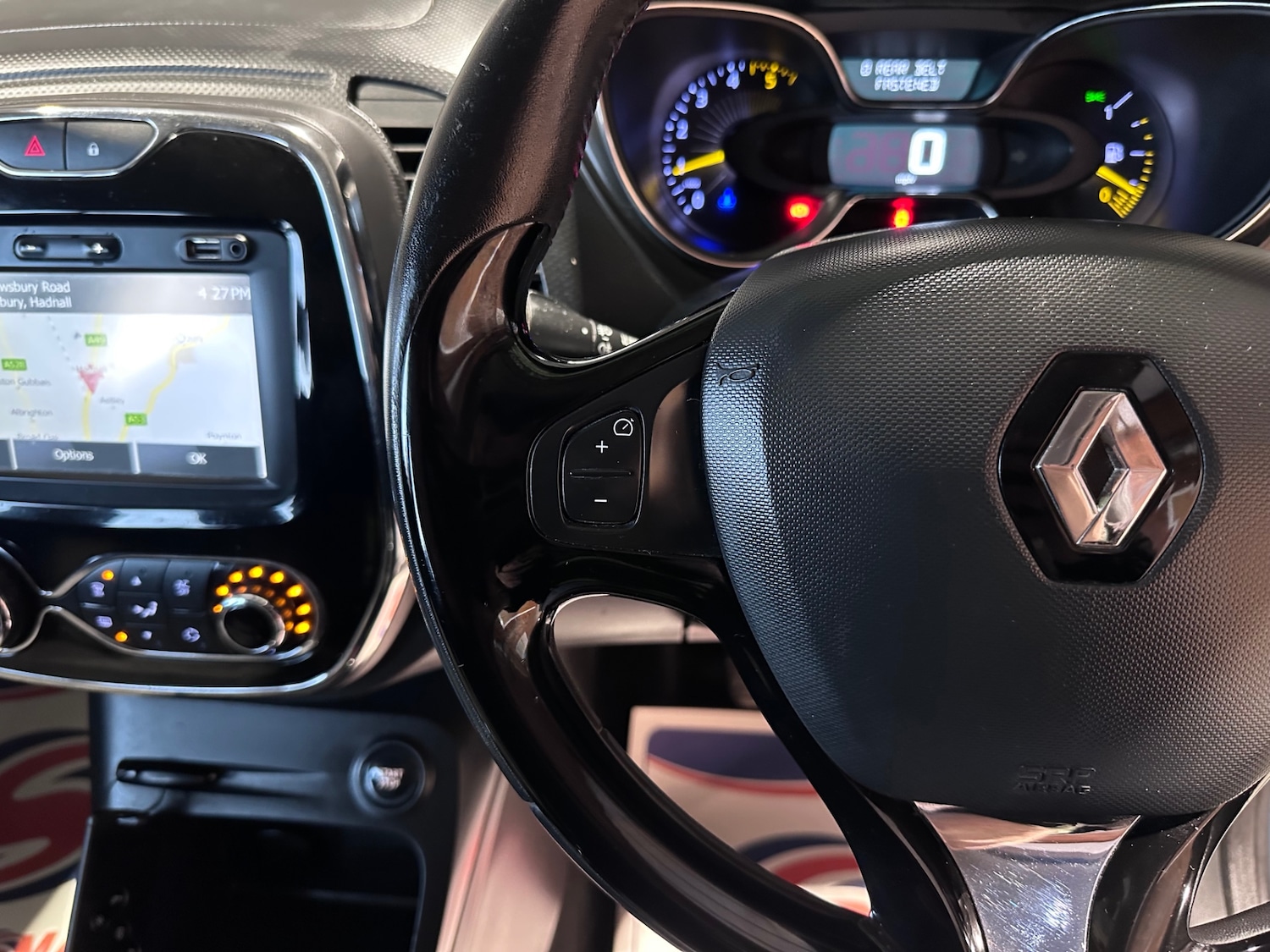 Used Renault Captur 2015 for sale - 77801819: Photo 20