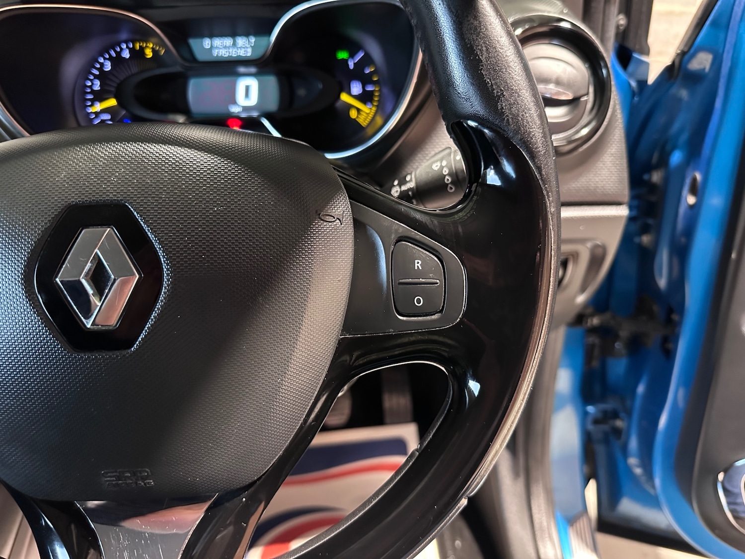 Used Renault Captur 2015 for sale - 77801819: Photo 21