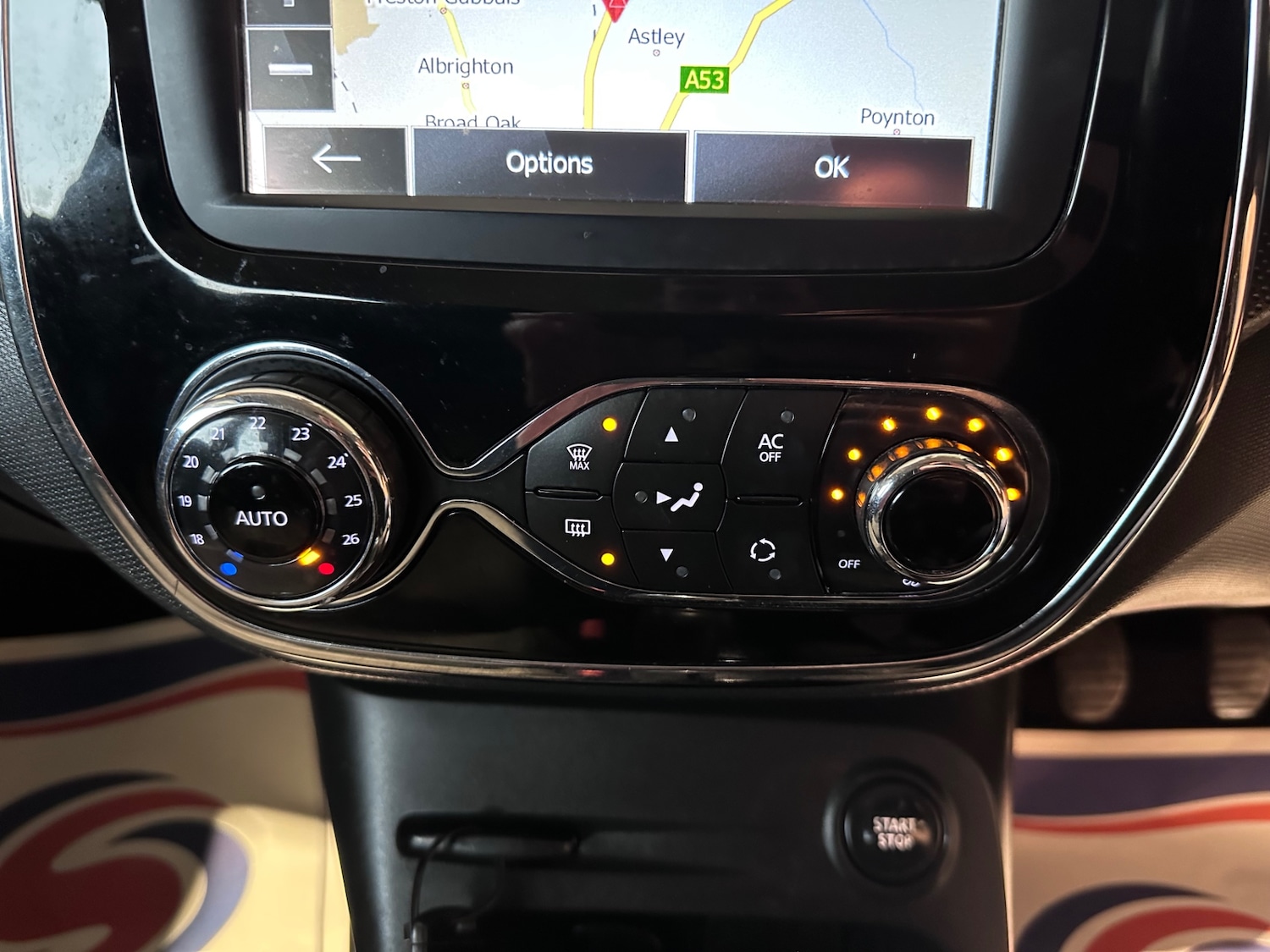 Used Renault Captur 2015 for sale - 77801819: Photo 27