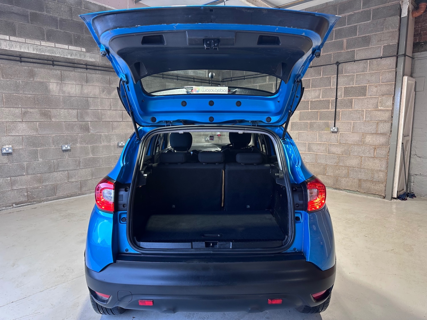 Used Renault Captur 2015 for sale - 77801819: Photo 36