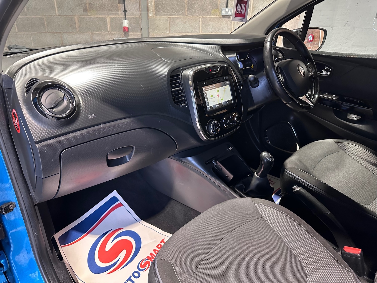 Used Renault Captur 2015 for sale - 77801819: Photo 45