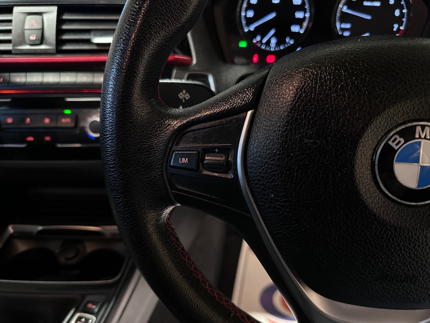 Used BMW 1 Series 2018 for sale - 77631015: Photo 25