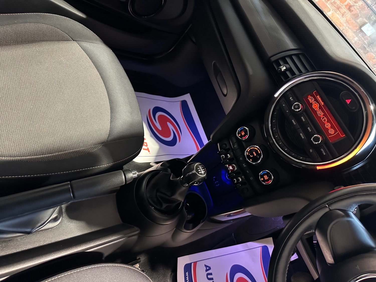 Used MINI Hatch 2016 for sale - 76762478: Photo 31