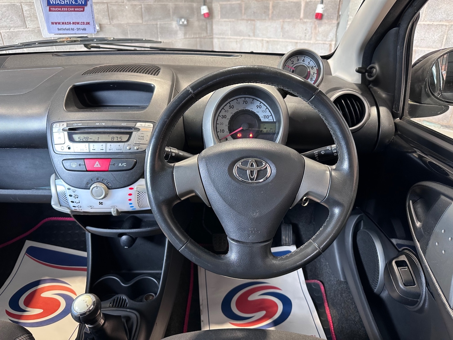 Used Toyota AYGO 2013 for sale - 78027229: Photo 17