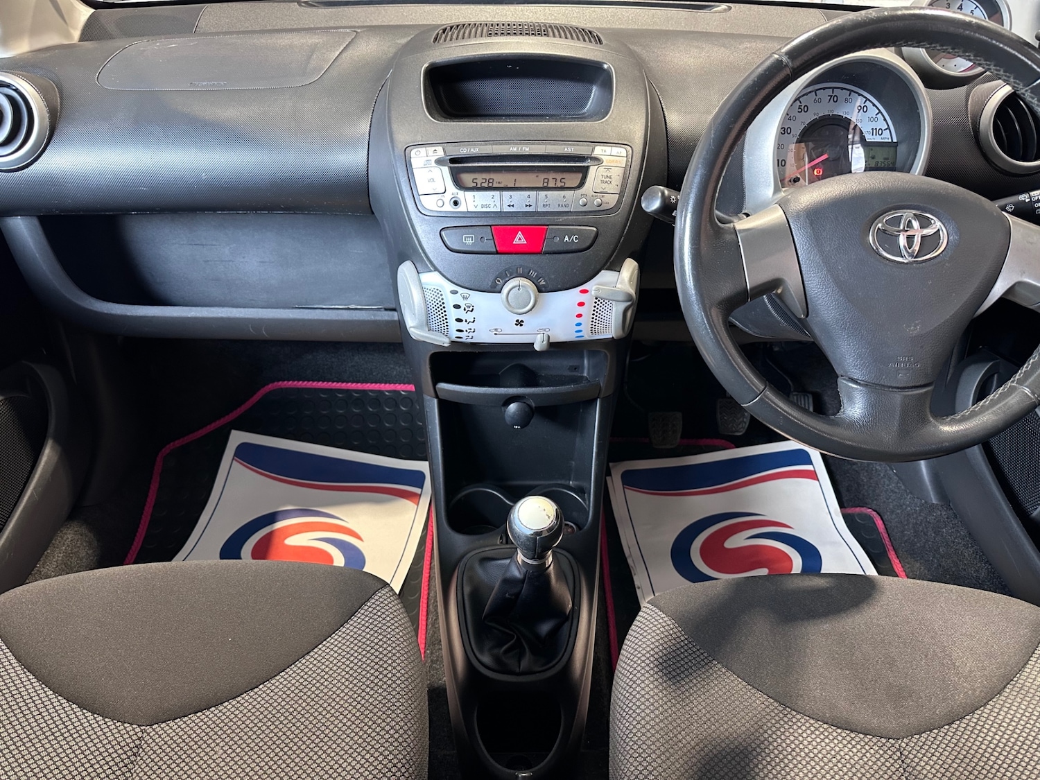 Used Toyota AYGO 2013 for sale - 78027229: Photo 21