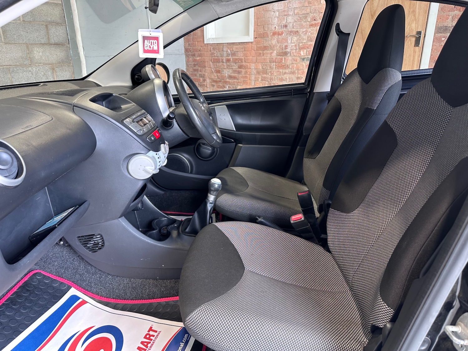 Used Toyota AYGO 2013 for sale - 78027229: Photo 36