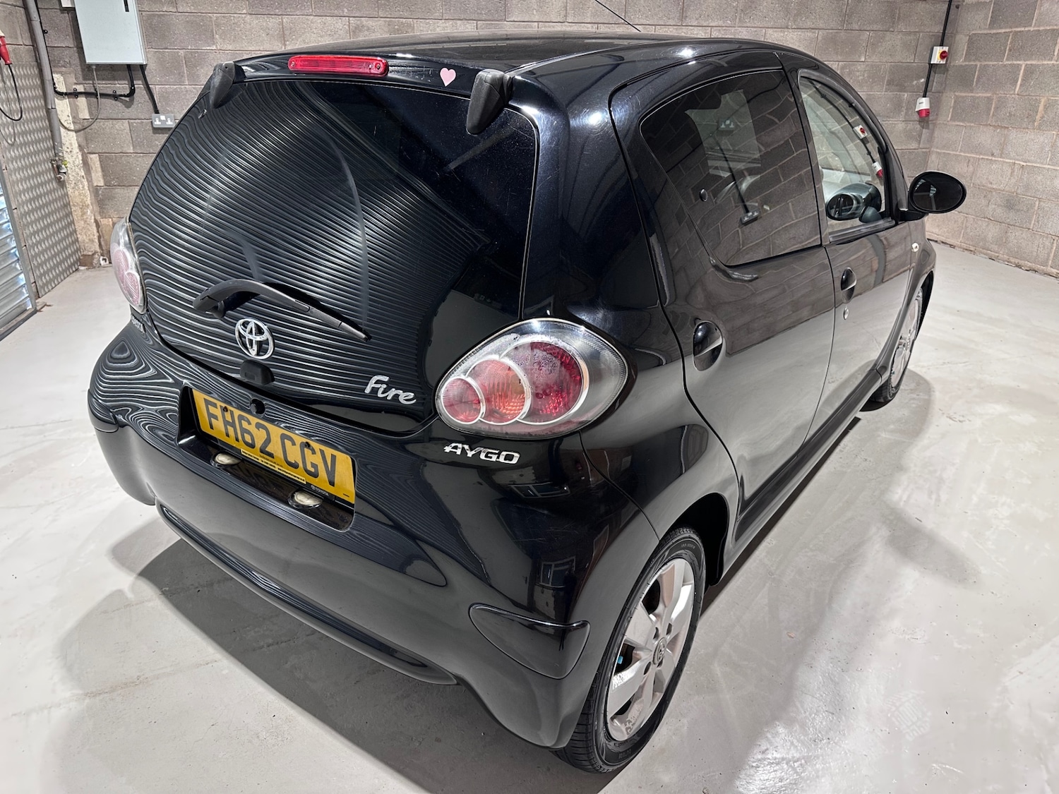 Used Toyota AYGO 2013 for sale - 78027229: Photo 5