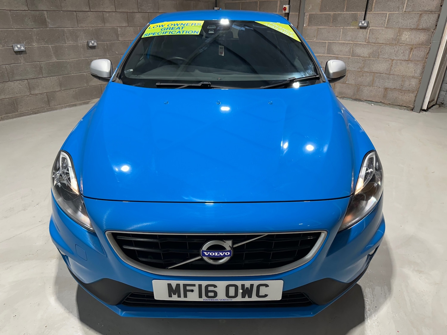 Used Volvo V40 2016 for sale - 76832893: Photo 2