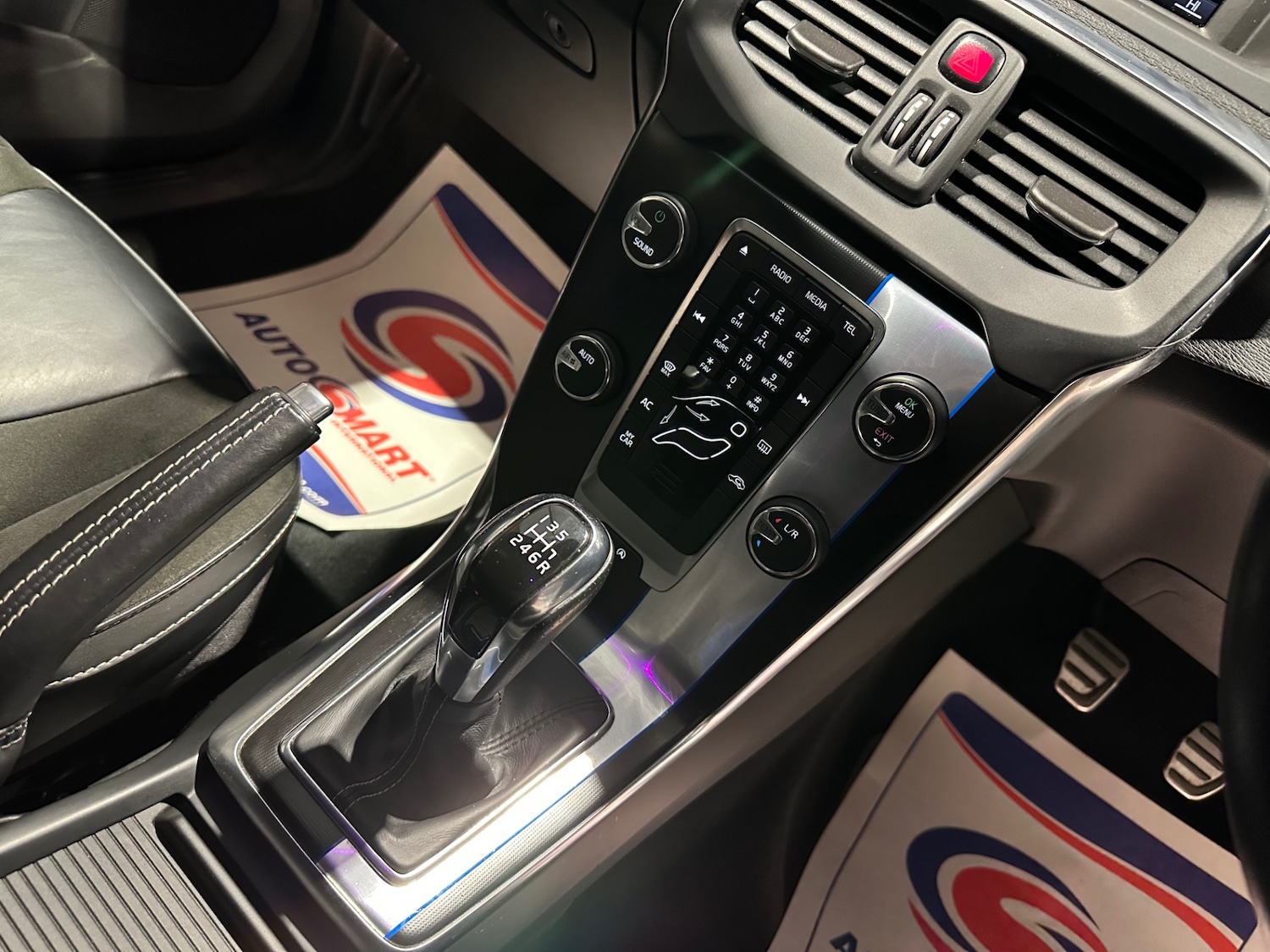 Used Volvo V40 2016 for sale - 76832893: Photo 22