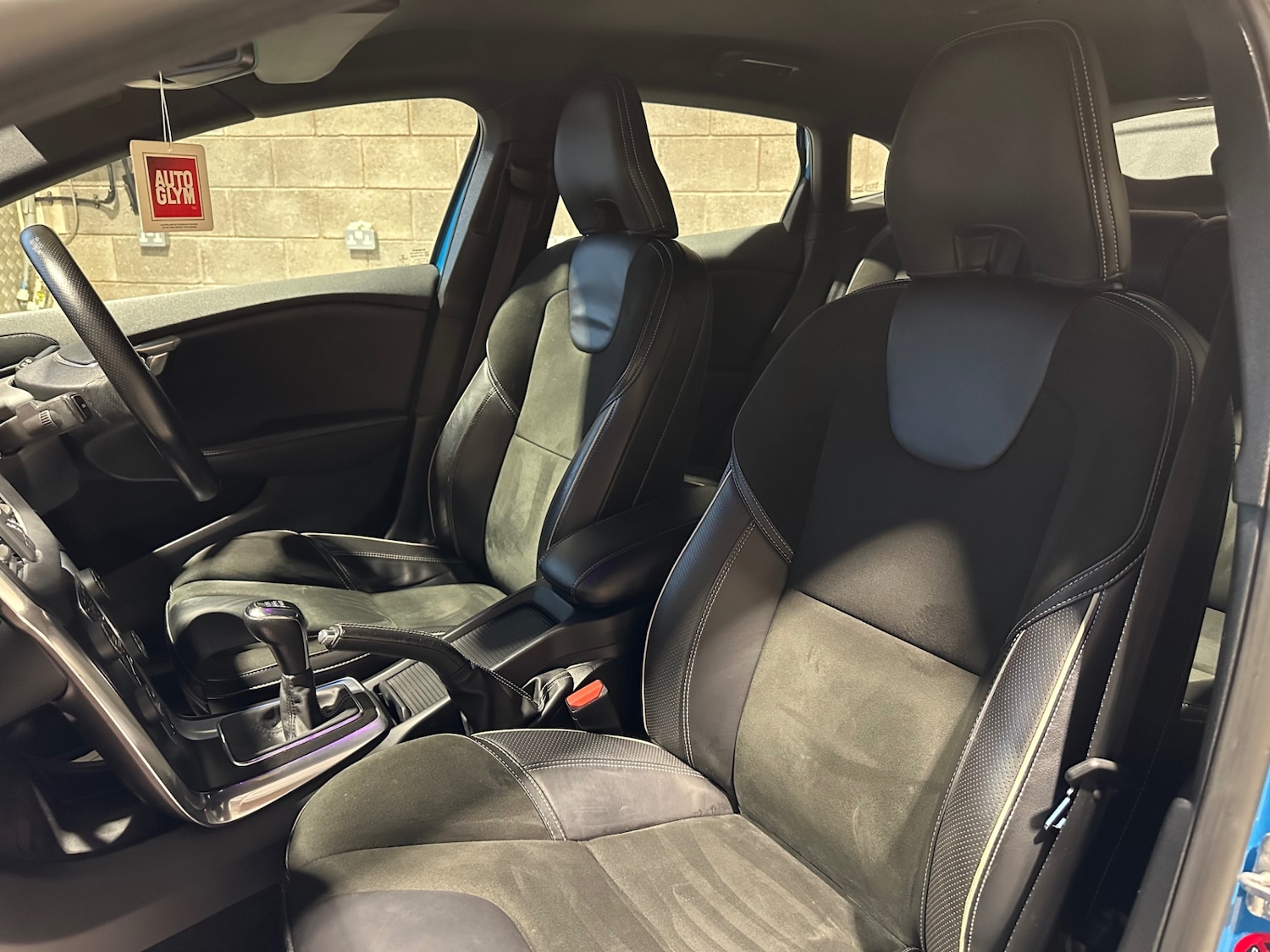 Used Volvo V40 2016 for sale - 76832893: Photo 32