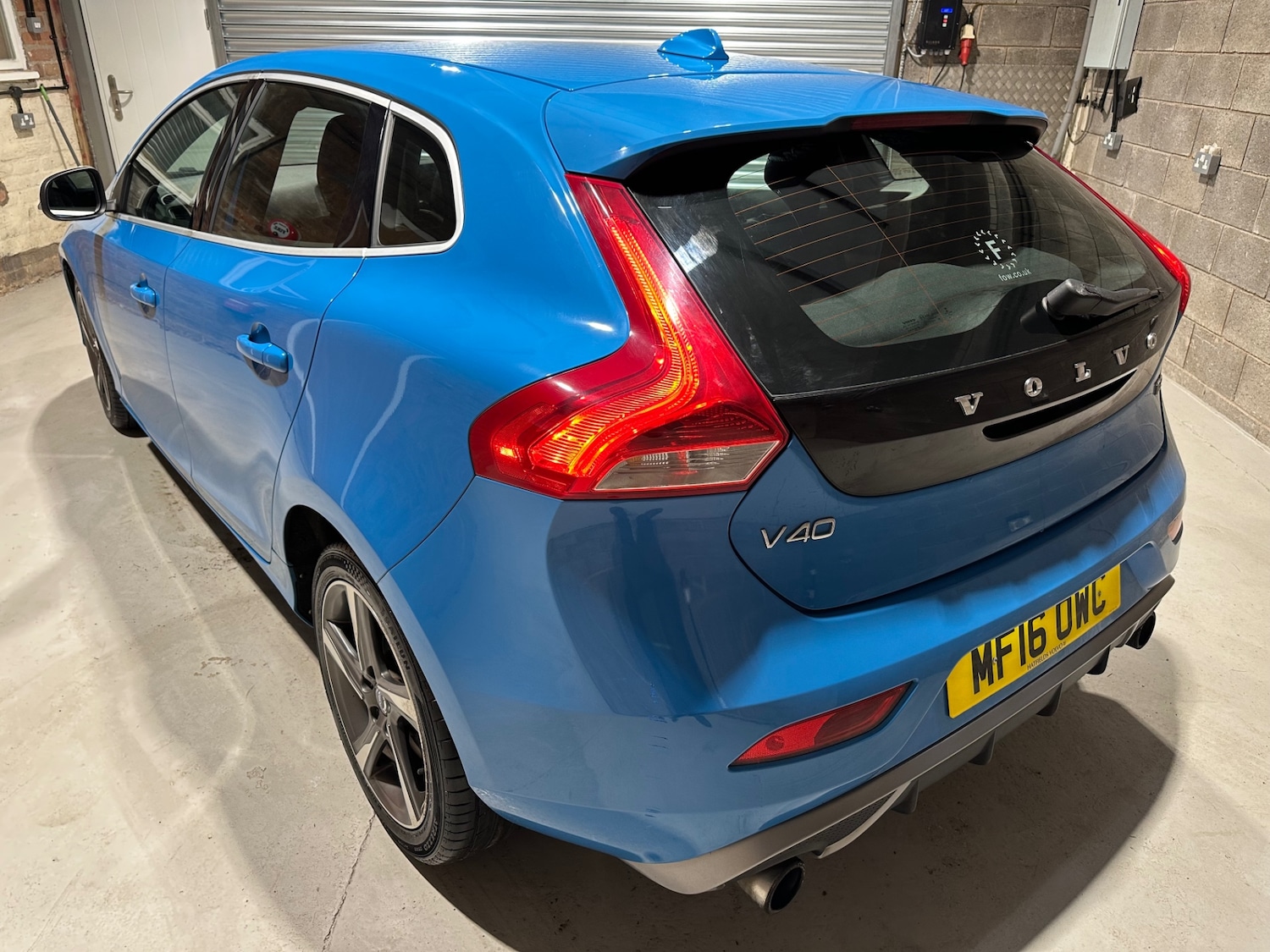 Used Volvo V40 2016 for sale - 76832893: Photo 7