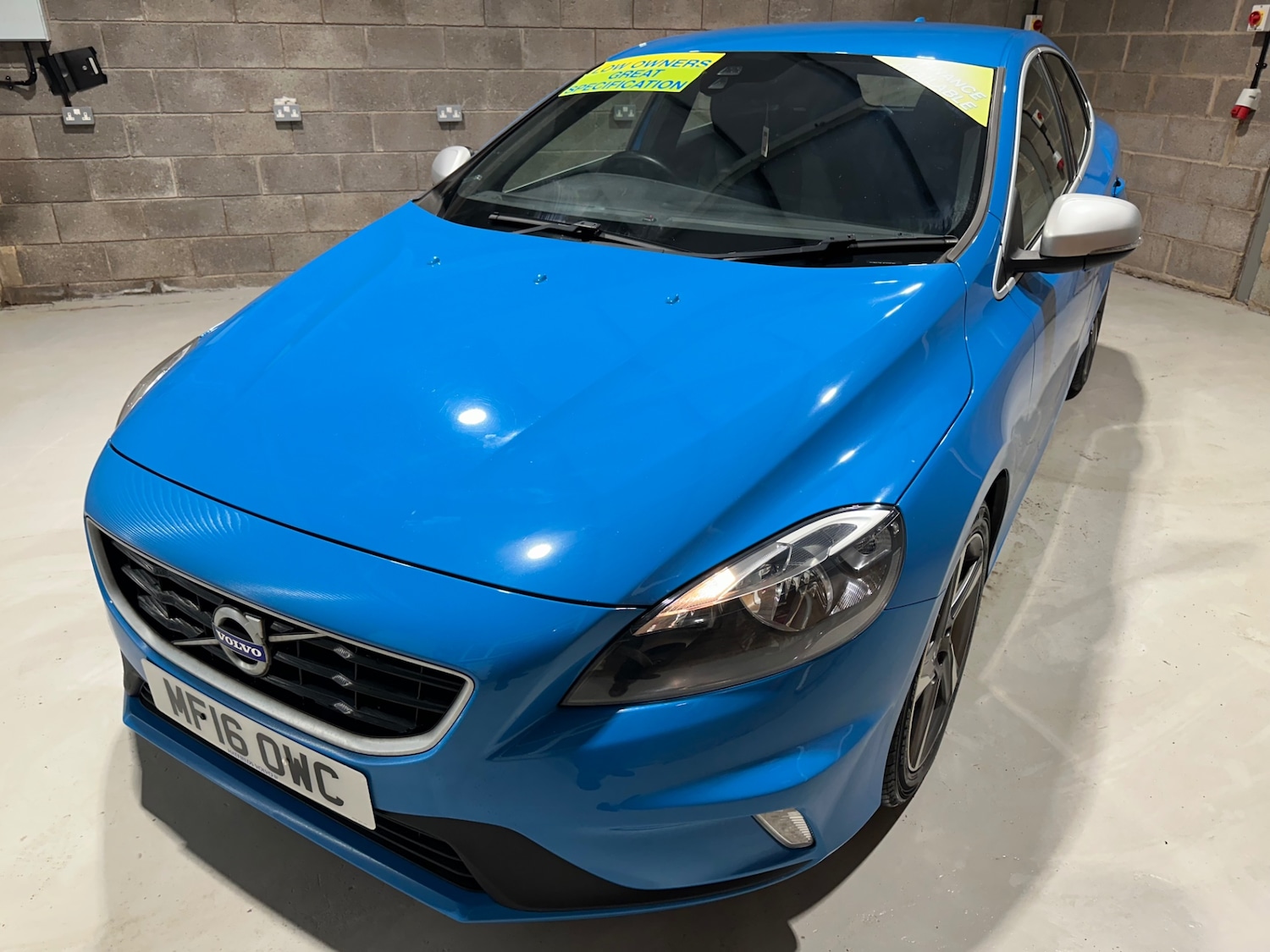 Used Volvo V40 2016 for sale - 76832893: Photo 9