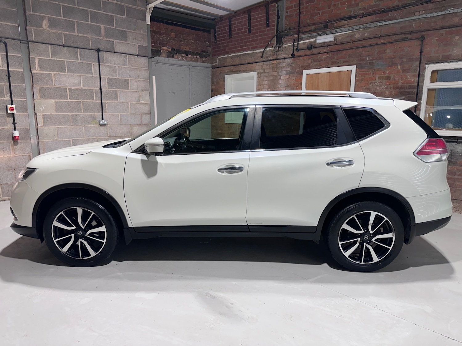 Used Nissan X-Trail 2017 for sale - 77962703: Photo 11