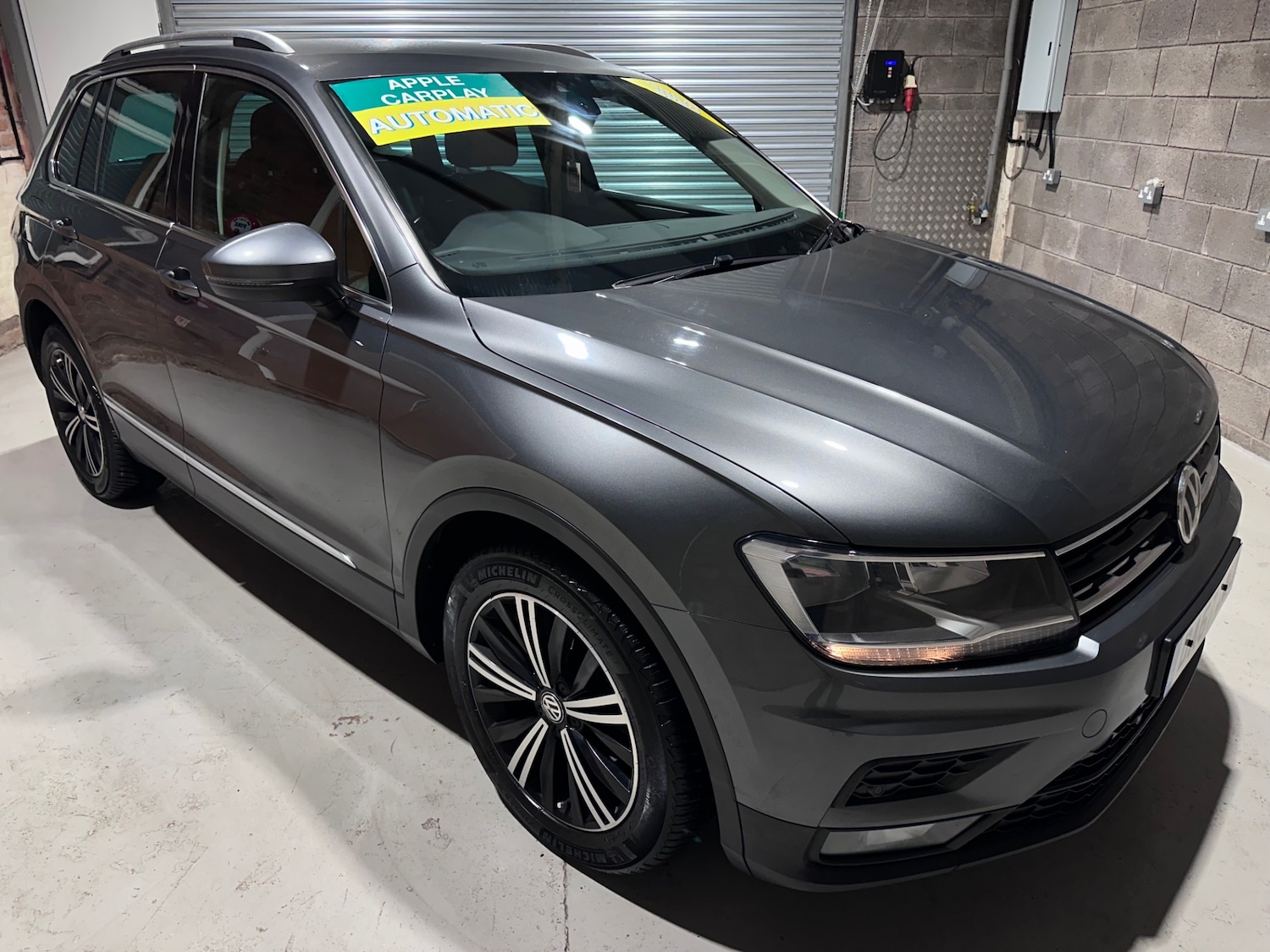 Used Volkswagen Tiguan 2017 for sale - 77618387: Photo 3