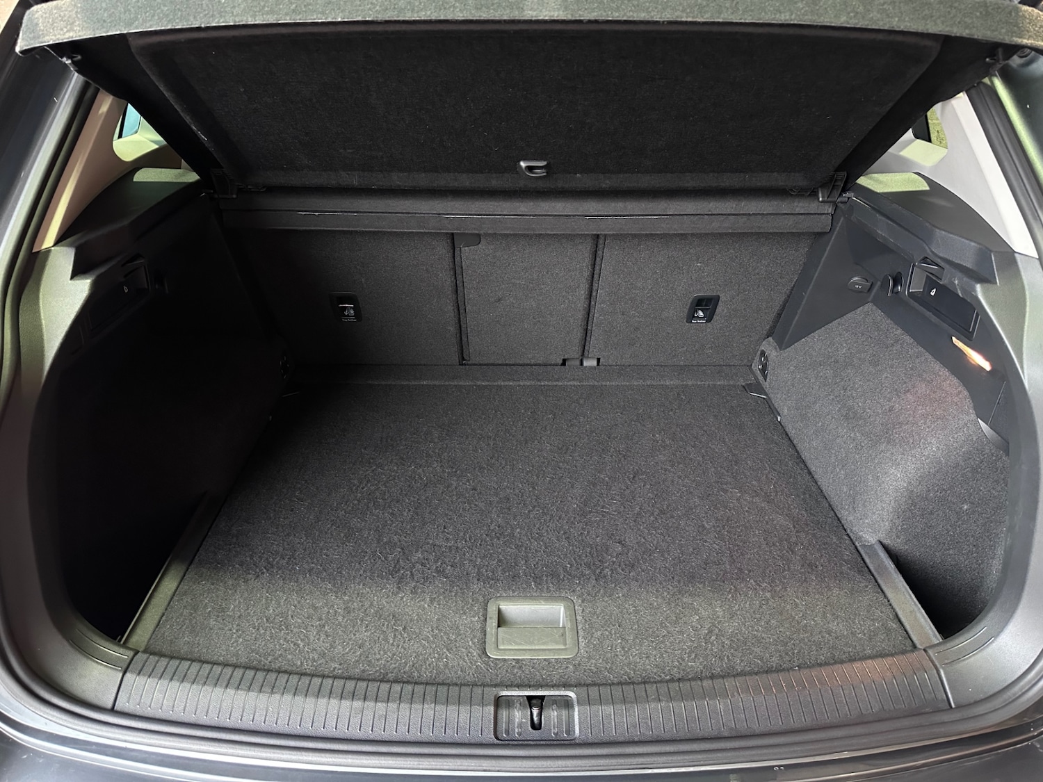 Used Volkswagen Tiguan 2017 for sale - 77618387: Photo 44